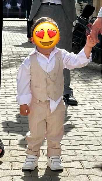 Bebek takım elbise