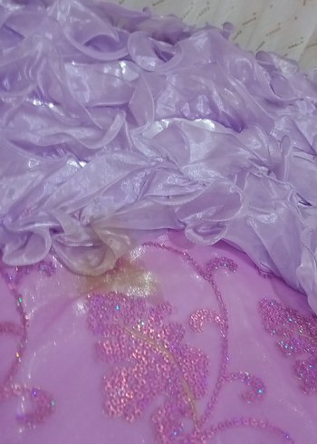 Mor Çiçek Desenli Yatak Örtüsü yastiklarida vardir - Görsel 7