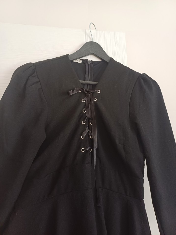 Kuşgözü Detaylı Siyah Midi Elbise - Görsel 2