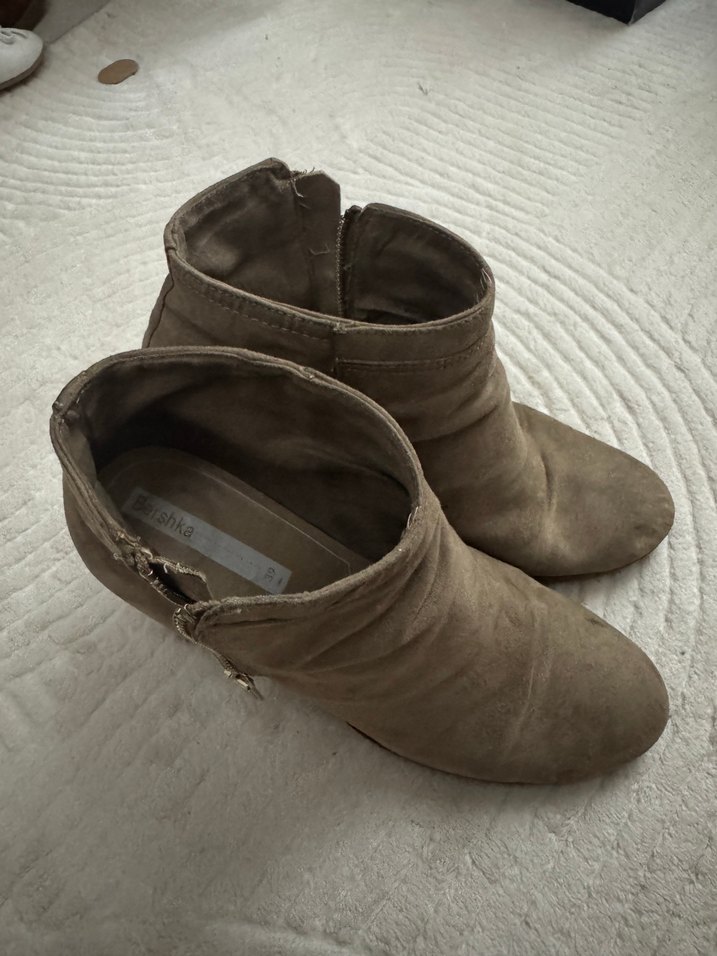 Kadın Bot Bej Süet Kürklü Dolgu Topuk - Görsel 4