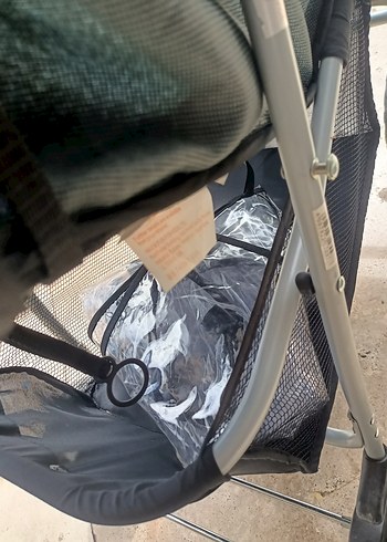 Gri ve Siyah Bebek Arabası - Görsel 4