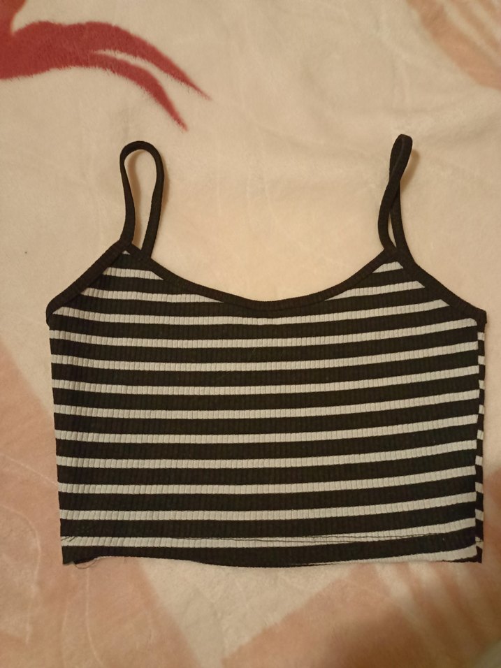 Çizgili İnce Askılı Kadın Crop Üst - Görsel 2