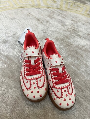 H&M Hm hello kitty