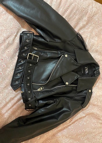 Kadın Siyah Deri Buckled Biker Ceket