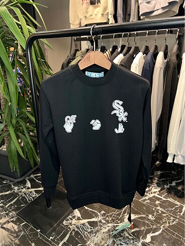 OFF-WHITE Sweatshırt