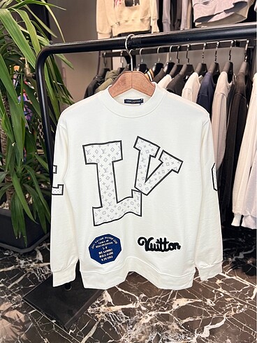 LV baskılı Sweatshırt