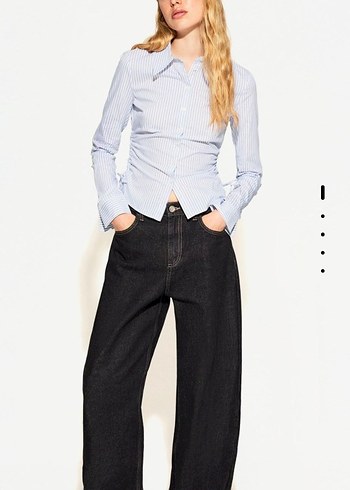 bershka Vücuda oturan büzgülü gömlek