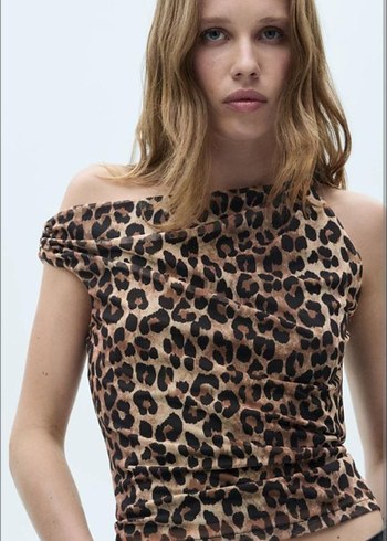 Leopar desenli asimetrik bluz mango