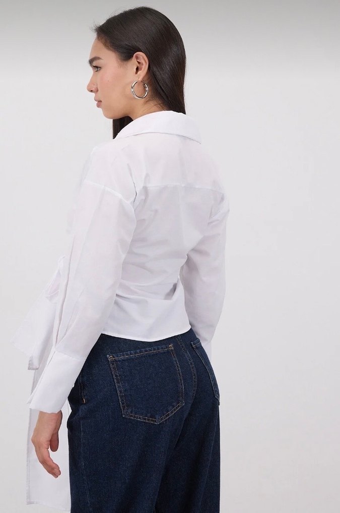 Beyaz V Yaka Uzun Kollu Kadın Gömlek - Görsel 3
