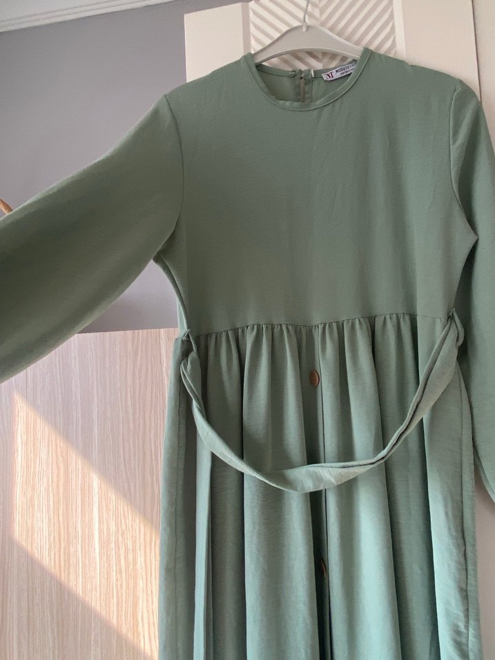 Yeşil Uzun Keten Elbise - Görsel 4