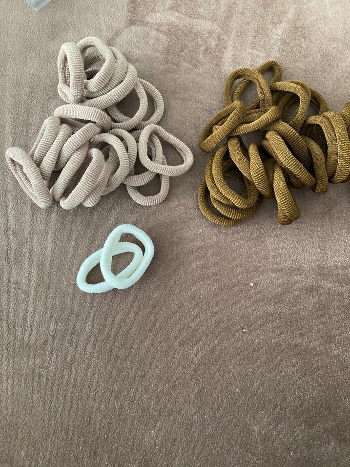 Bej Yılan Desenli Lastikli Çocuk Saç Tokası - Görsel 2