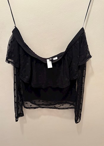 Siyah Omuzları Açık Fırfırlı Gotik Bluz - Görsel 2