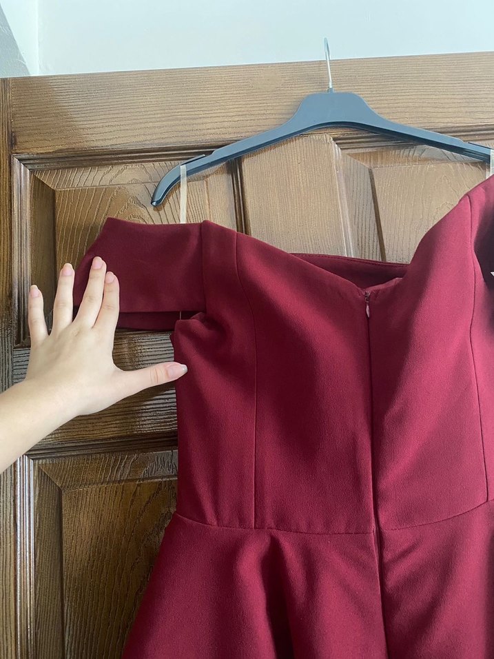 Bordo Mini Straplez Fırfırlı Abiye Elbise - Görsel 4