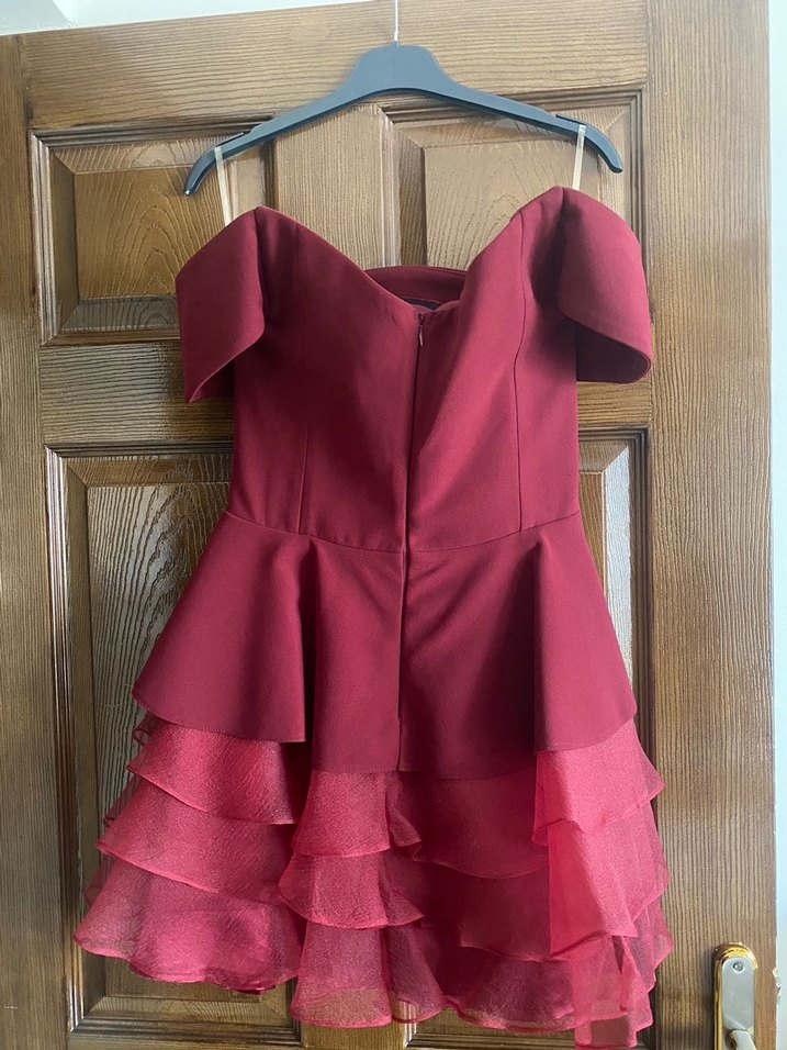 Bordo Mini Straplez Fırfırlı Abiye Elbise - Görsel 3