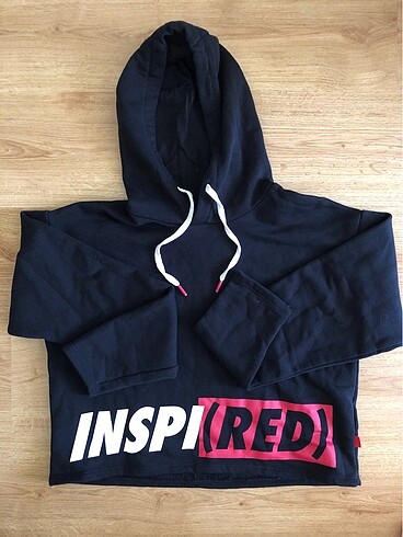 Kalın crop model sweat