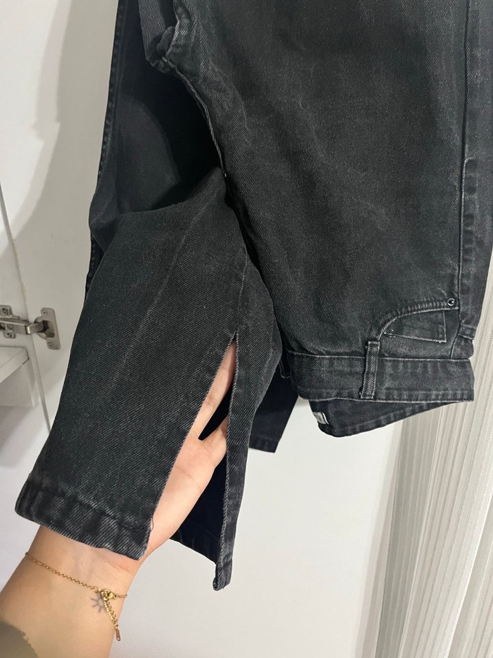 Kadın Siyah Bol Kesim Midi Kot Pantolon - Görsel 3