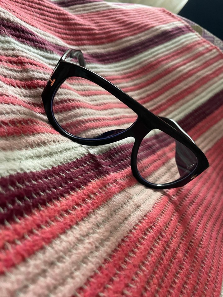 Retro Tarz Siyah Kadın Güneş Gözlüğü - Görsel 4