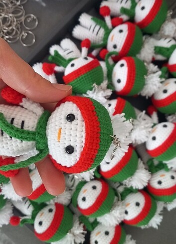  Amigurumi kardan adam