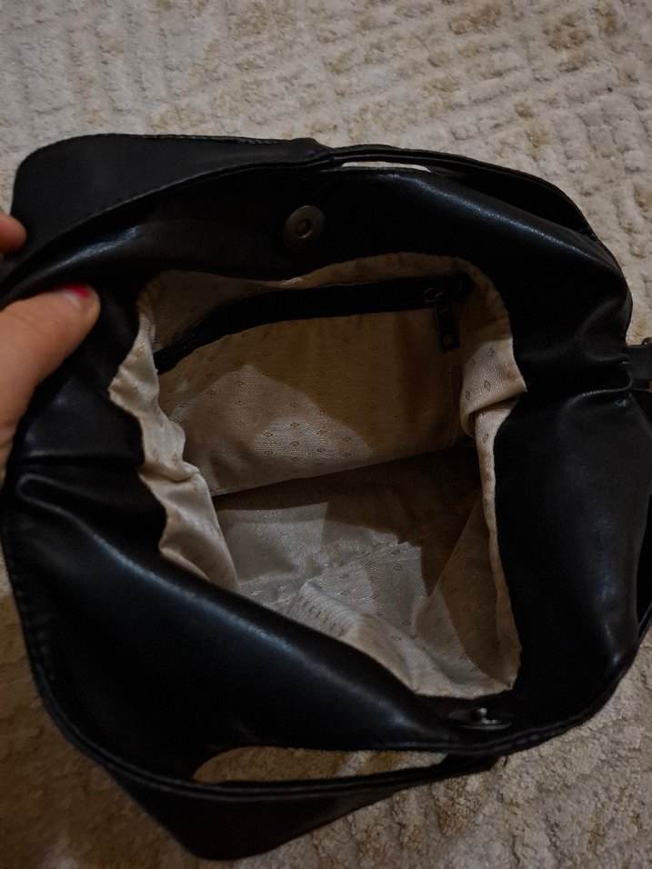 Siyah Deri Kadın Çanta Tokalı - Görsel 3