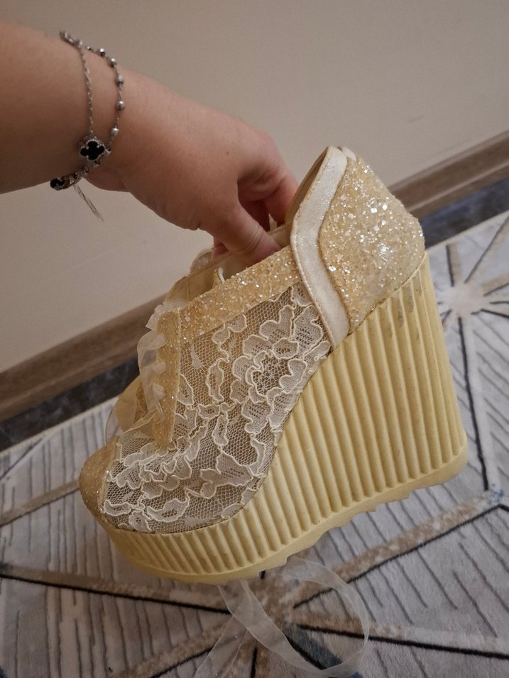 Beyaz Dantel Detaylı Ayakkabı // Nikah ayakkabısı - Görsel 3