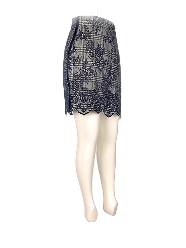 Zara Zara Mini Etek %70 İndirimli.
