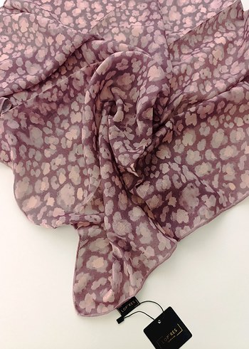 Pamuk eşarp tok durur soft değil  kolay şekil alir - Görsel 6