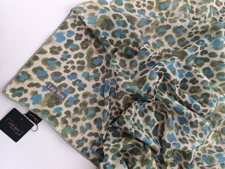 Pamuk eşarp tok durur soft değil  kolay şekil alir - Görsel 5