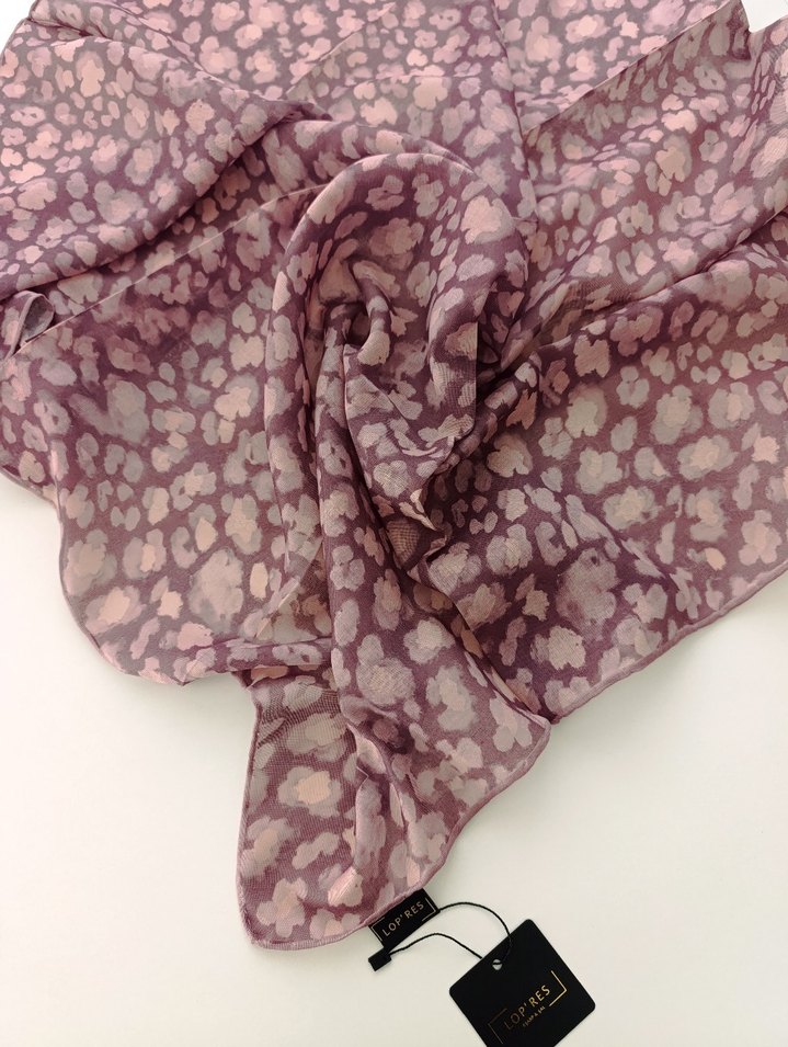 Pamuk eşarp tok durur soft değil  kolay şekil alir - Görsel 3