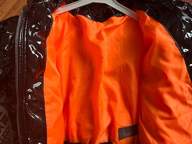 36 Beden Orjinal Topshop Parlak Şişme Mont