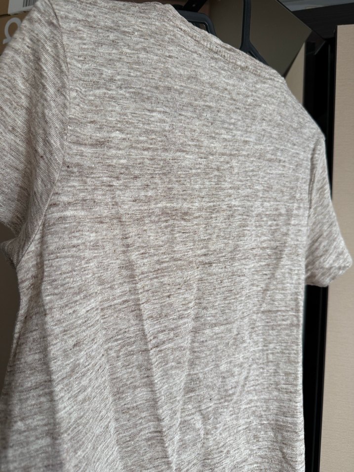 Bej V Yaka Keten Kadın Tişört - Görsel 4