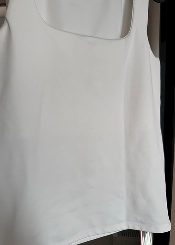 Beyaz Kadın Kolsuz Midi bady - Görsel 4