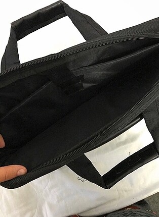  Beden siyah Renk Bilgisayar çantası