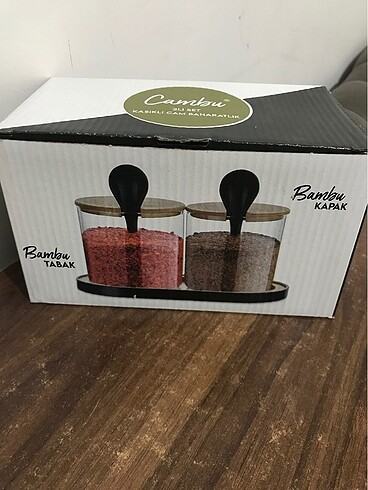 İkili bambu kapaklı cam baharatlık