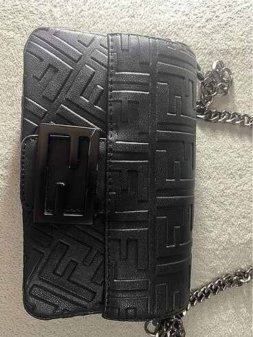 Beden Fendi çanta