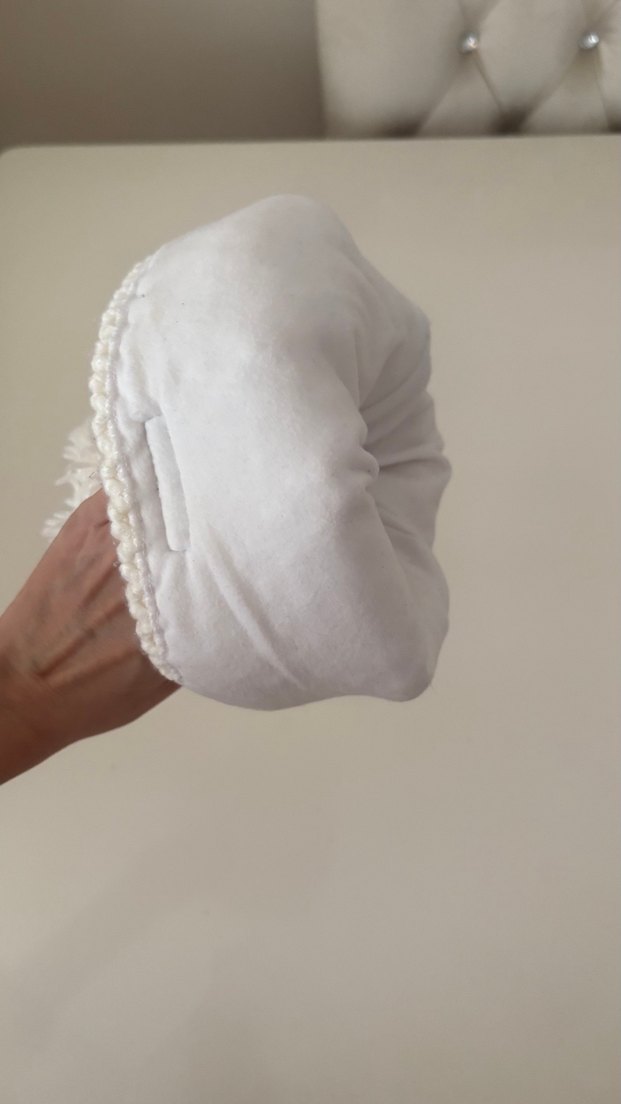 Beyaz Kadın Örgü Bere Ponponlu - Görsel 3