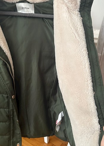 Kürk Detaylı Yeşil Kadın Kışlık Mont - Görsel 3