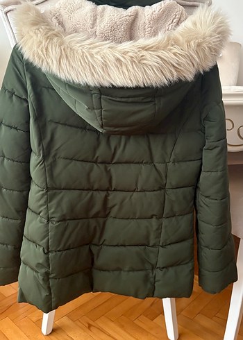 Kürk Detaylı Yeşil Kadın Kışlık Mont - Görsel 5