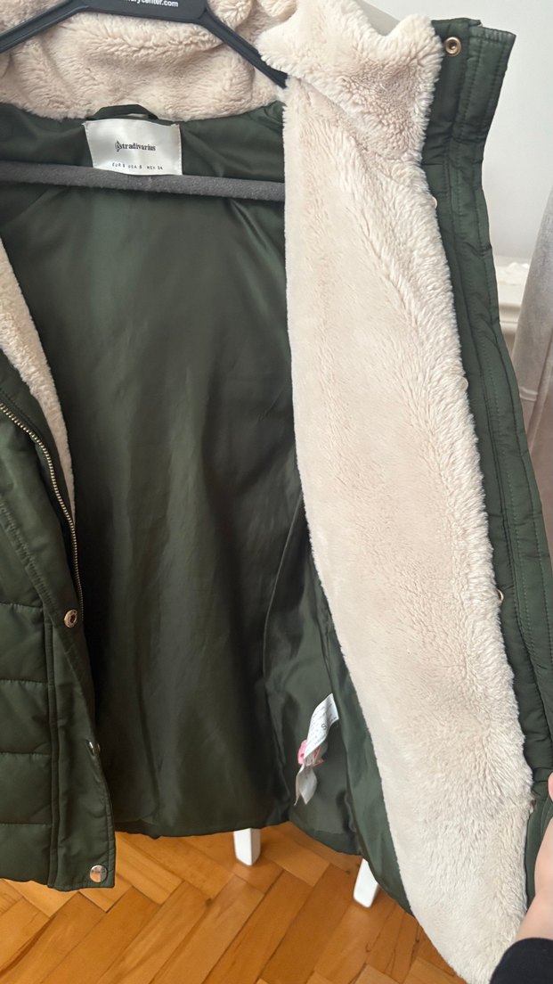 Kürk Detaylı Yeşil Kadın Kışlık Mont - Görsel 3