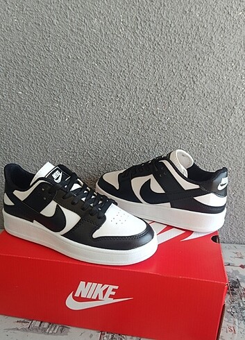 37 Beden Nike Sneaker Beyaz Spor Ayakkabı