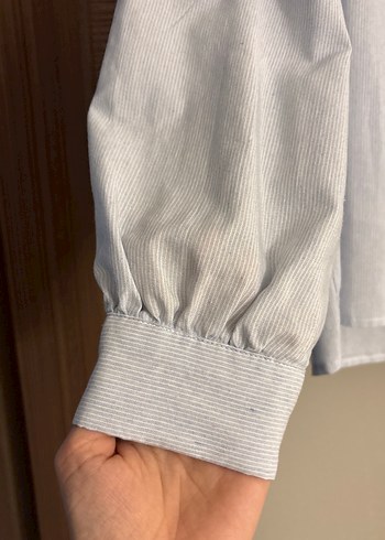 Fırfırlı Yaka Detaylı Açık Mavi Keten Gömlek - Görsel 2