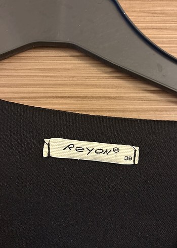 Siyah V Yaka Uzun Kollu KısaElbise - Görsel 2