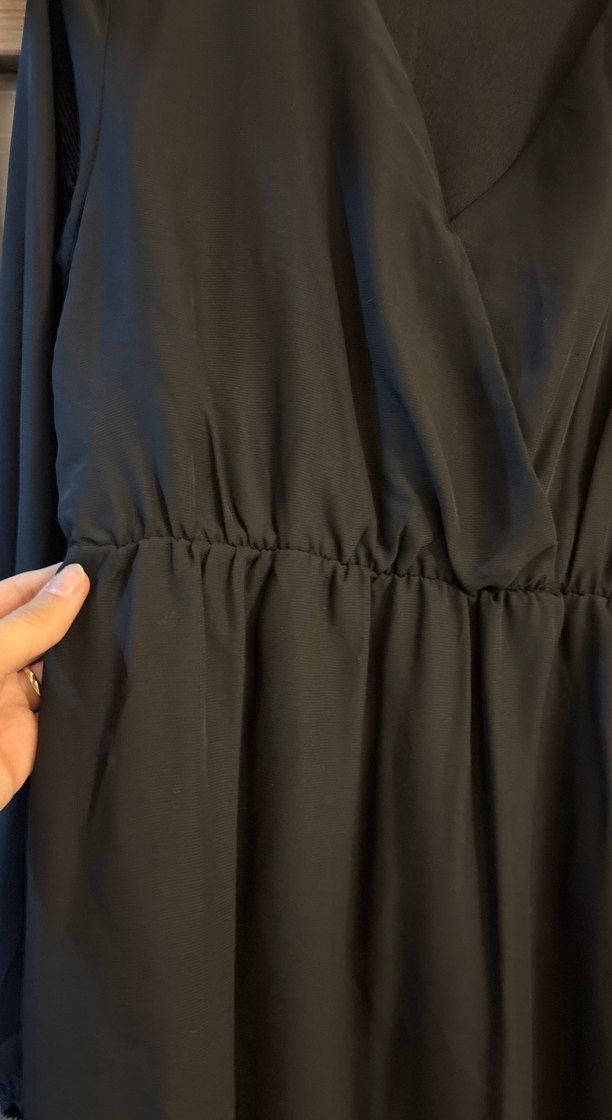 Siyah V Yaka Uzun Kollu KısaElbise - Görsel 3