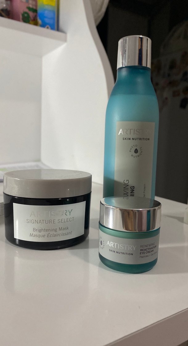 Artistry Cilt Besleyici Parlatıcı maske, toner ve göz altı kremi - Görsel 2