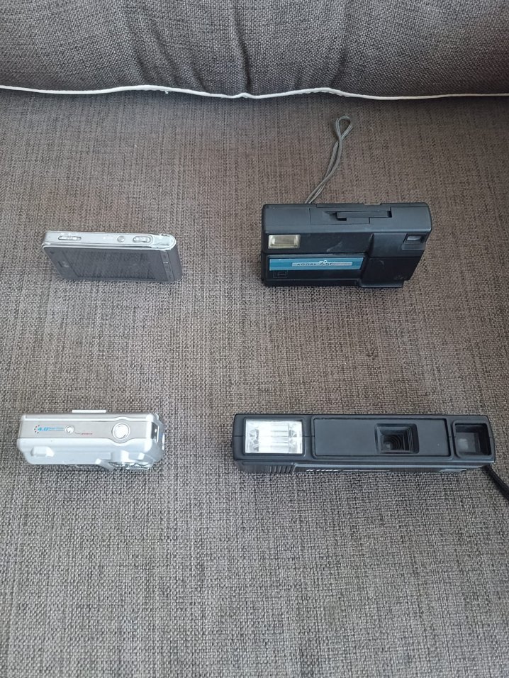 Gri Renkli Dijital ve Film Kameralar Seti - Görsel 4