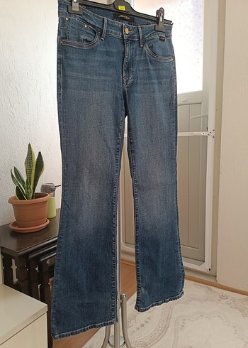 Geniş Kesim Mavi Denim Kadın Pantolon