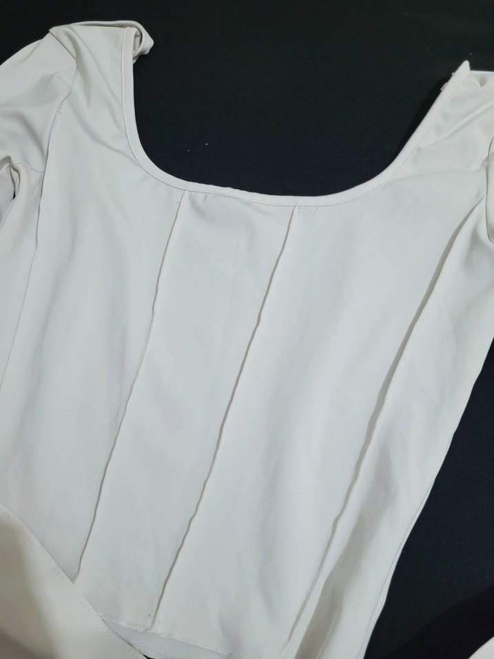 Kadın Beyaz Pliseli Uzun Kollu Bluz - Görsel 2