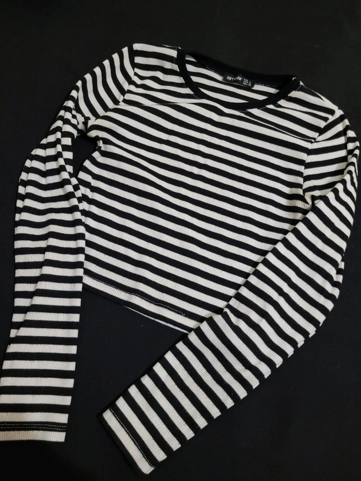 Kadın Siyah Beyaz Çizgili Uzun Kollu Tişört - Görsel 2