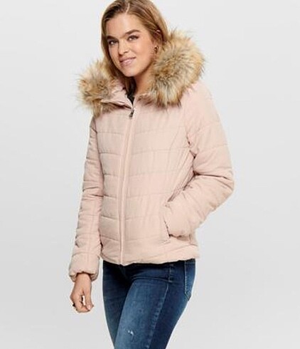 Bershka mont