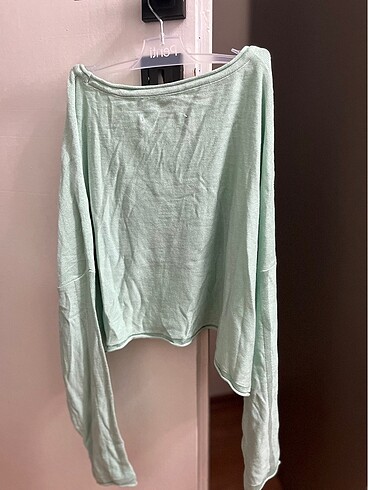 l Beden TRENDYOLMILLA CROP TRİKO
