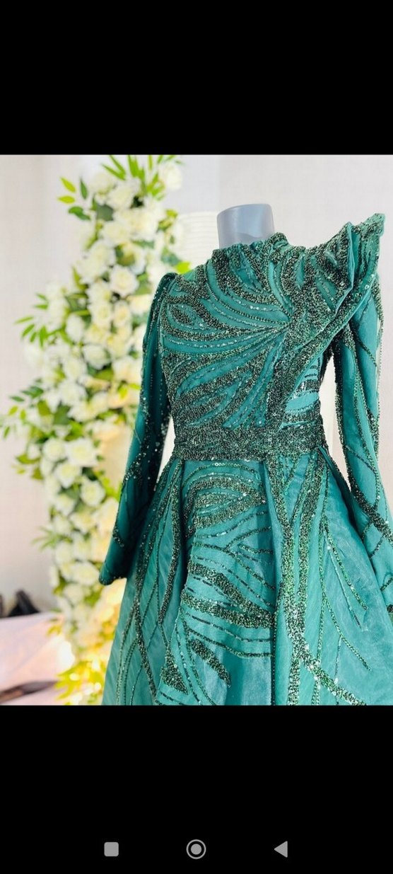 Uzun Yeşil İşlemeli Kadın Abiye Elbise - Görsel 2